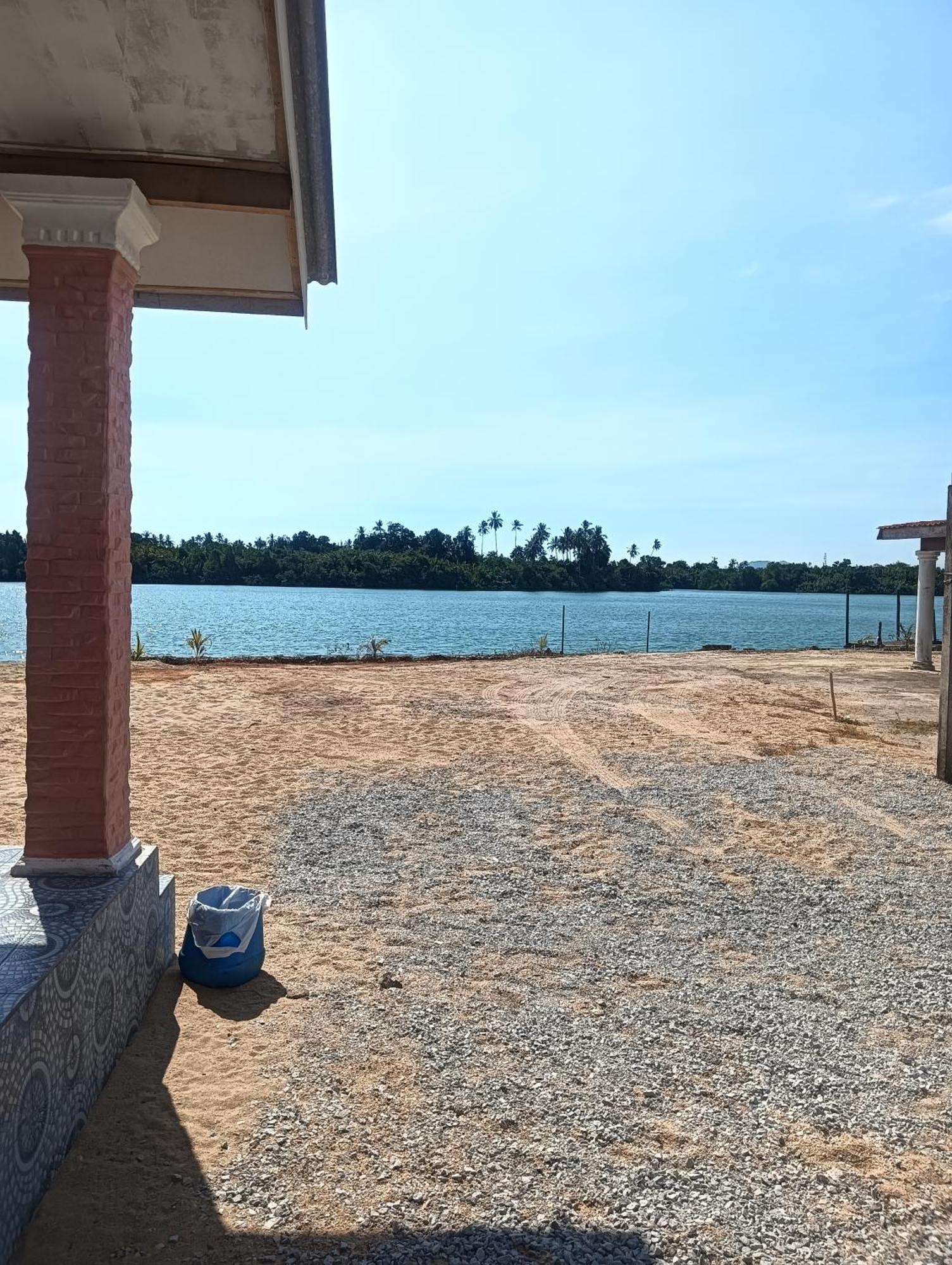 Roomstay Tokbah Demuara Kuala Besut Exterior foto